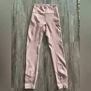 Lululemon pants size 2 in rose.